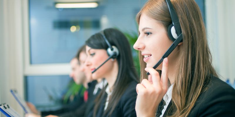 Dịch vụ chăm sóc khách hàng chuyên nghiệp là điểm mạnh của 98win 